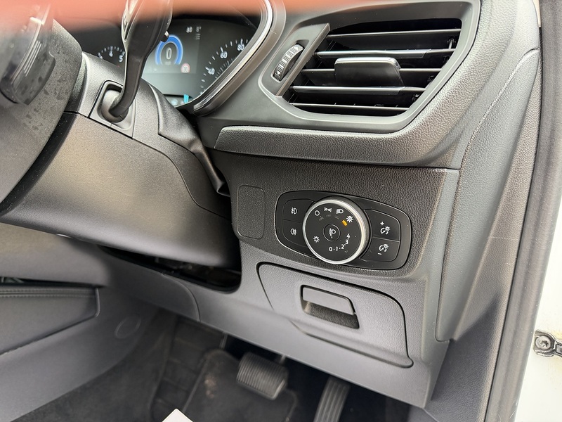 Ford Focus 1.0T EcoBoost Titanium Estate 5dr Petrol Auto Euro 6 (s/s) (125 ps) - U2374