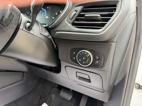 Ford Focus 1.0T EcoBoost Titanium Estate 5dr Petrol Auto Euro 6 (s/s) (125 ps) - U2374