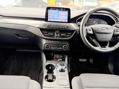 Ford Focus 1.0T EcoBoost Titanium Estate 5dr Petrol Auto Euro 6 (s/s) (125 ps) - U2374