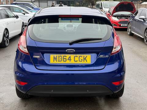 Ford Fiesta 1.0T EcoBoost Zetec Hatchback 5dr Petrol Powershift Euro 5 (100 ps) - U2375