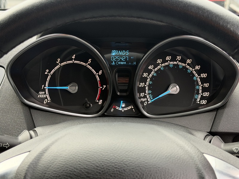 Ford Fiesta 1.0T EcoBoost Zetec Hatchback 5dr Petrol Powershift Euro 5 (100 ps) - U2375