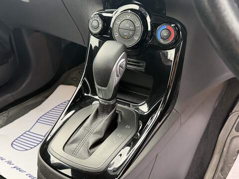 Ford Fiesta 1.0T EcoBoost Zetec Hatchback 5dr Petrol Powershift Euro 5 (100 ps) - U2375