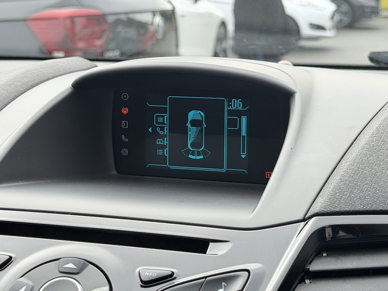 Ford Fiesta 1.0T EcoBoost Zetec Hatchback 5dr Petrol Powershift Euro 5 (100 ps) - U2375