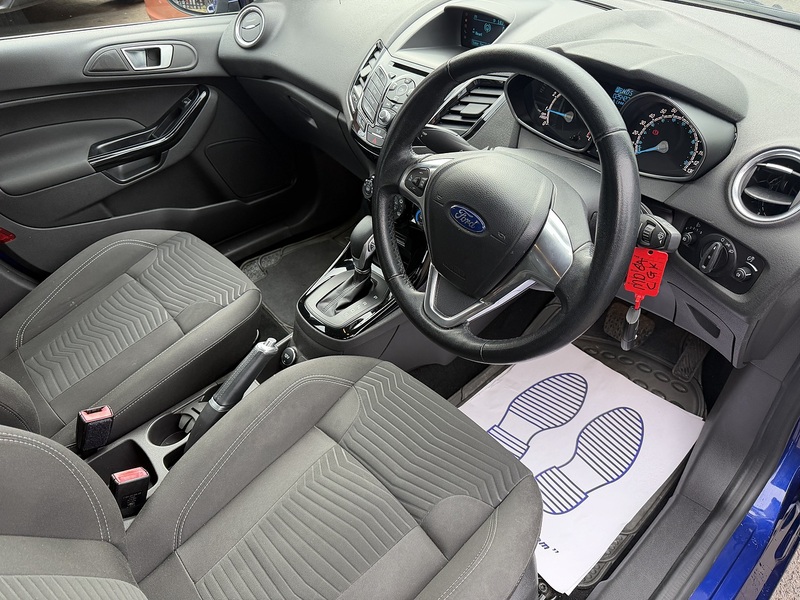 Ford Fiesta 1.0T EcoBoost Zetec Hatchback 5dr Petrol Powershift Euro 5 (100 ps) - U2375