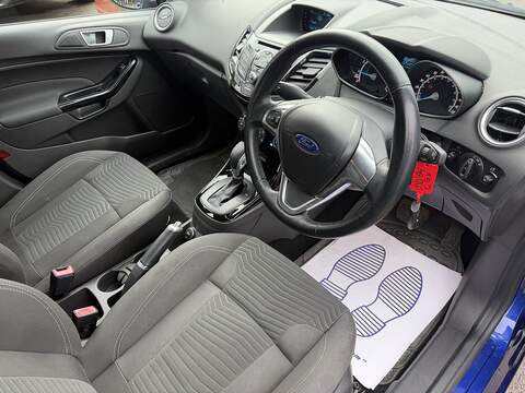 Ford Fiesta 1.0T EcoBoost Zetec Hatchback 5dr Petrol Powershift Euro 5 (100 ps) - U2375