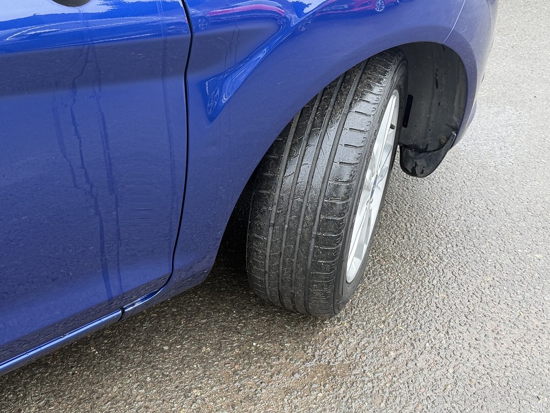 Ford Fiesta 1.0T EcoBoost Zetec Hatchback 5dr Petrol Powershift Euro 5 (100 ps) - U2375