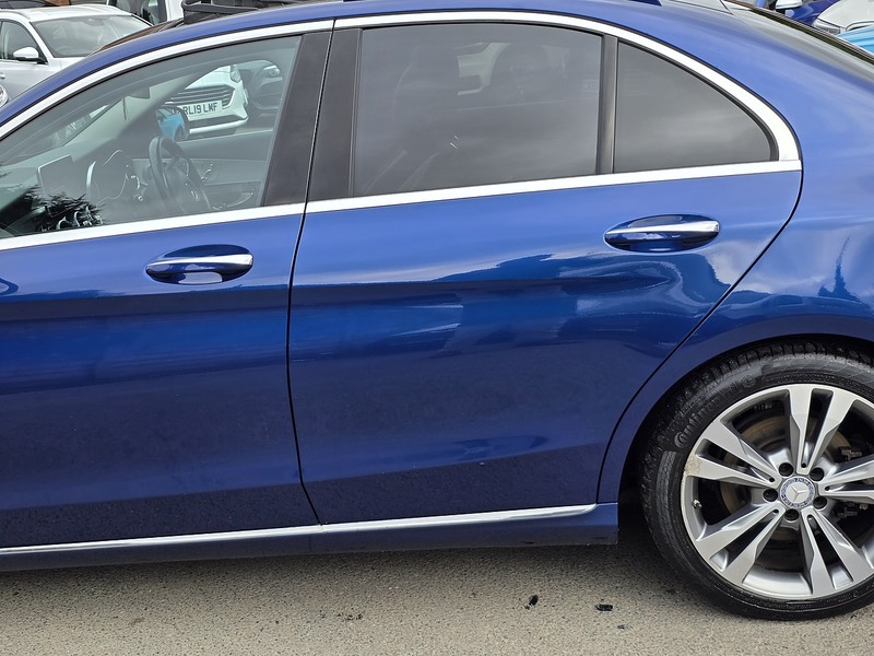 Mercedes-Benz C Class 2.0 C350e 6.4kWh Sport (Premium Plus) Saloon 4dr Petrol Plug-in Hybrid G-Tronic+ Euro 6 (s/s) (293 - U2376