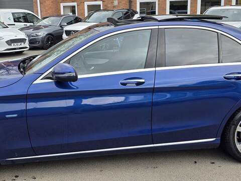 Mercedes-Benz C Class 2.0 C350e 6.4kWh Sport (Premium Plus) Saloon 4dr Petrol Plug-in Hybrid G-Tronic+ Euro 6 (s/s) (293 - U2376