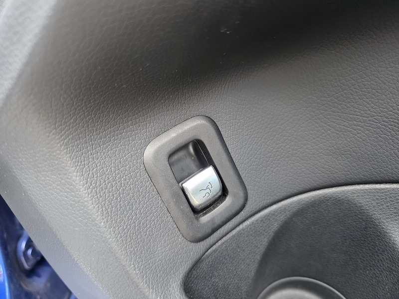 Mercedes-Benz C Class 2.0 C350e 6.4kWh Sport (Premium Plus) Saloon 4dr Petrol Plug-in Hybrid G-Tronic+ Euro 6 (s/s) (293 - U2376