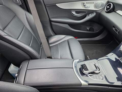 Mercedes-Benz C Class 2.0 C350e 6.4kWh Sport (Premium Plus) Saloon 4dr Petrol Plug-in Hybrid G-Tronic+ Euro 6 (s/s) (293 - U2376