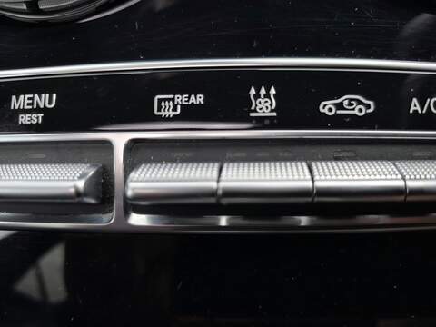 Mercedes-Benz C Class 2.0 C350e 6.4kWh Sport (Premium Plus) Saloon 4dr Petrol Plug-in Hybrid G-Tronic+ Euro 6 (s/s) (293 - U2376