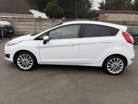 Ford Fiesta 1.0T EcoBoost Titanium X Hatchback 5dr Petrol Powershift Euro 6 (100 ps) - U2377