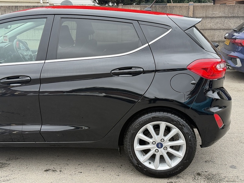 Ford Fiesta 1.0T EcoBoost Titanium Hatchback 5dr Petrol Auto Euro 6 (s/s) (100 ps) - U2378