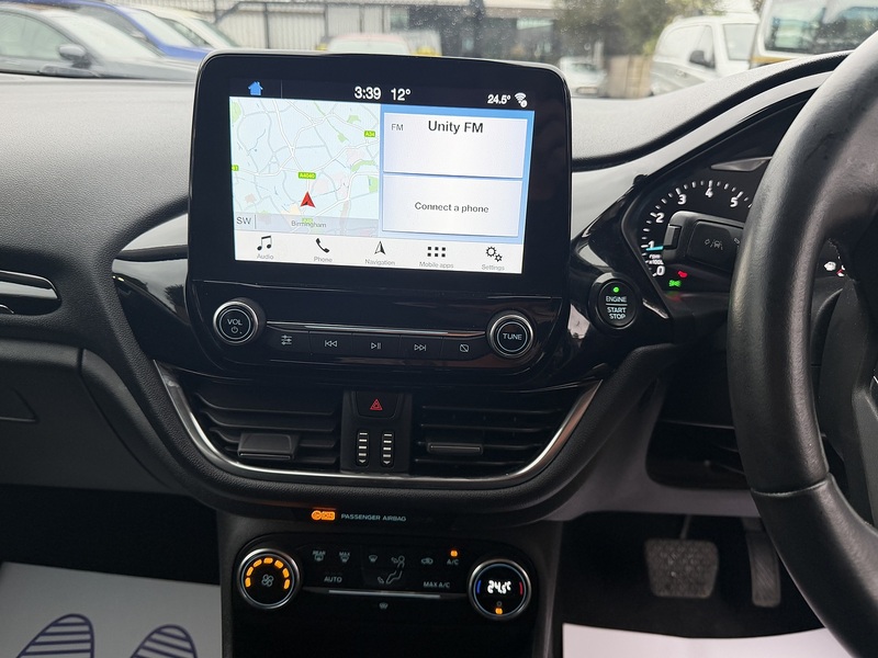 Ford Fiesta 1.0T EcoBoost Titanium Hatchback 5dr Petrol Auto Euro 6 (s/s) (100 ps) - U2378