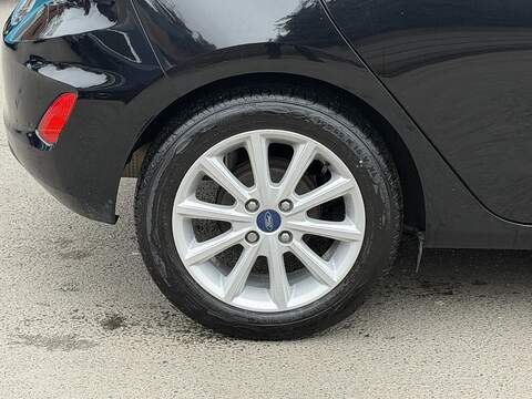 Ford Fiesta 1.0T EcoBoost Titanium Hatchback 5dr Petrol Auto Euro 6 (s/s) (100 ps) - U2378