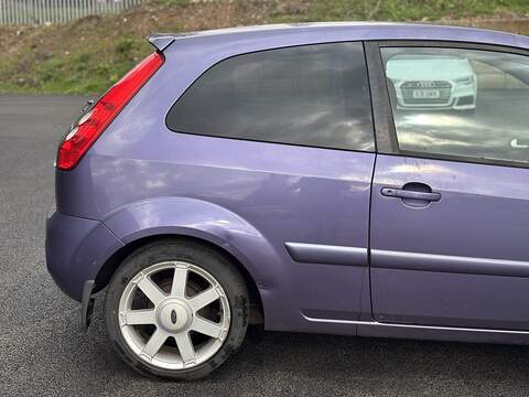 Ford Fiesta 1.25 Zetec Climate Hatchback 3dr Petrol Manual (142 g/km, 74 bhp) - U2379