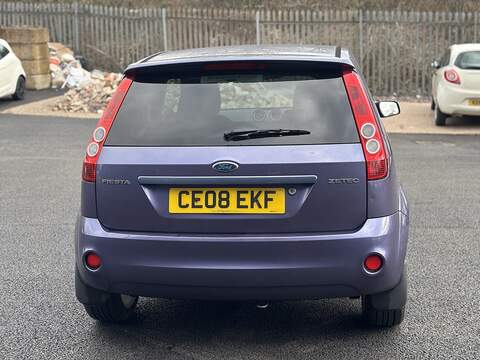 Ford Fiesta 1.25 Zetec Climate Hatchback 3dr Petrol Manual (142 g/km, 74 bhp) - U2379