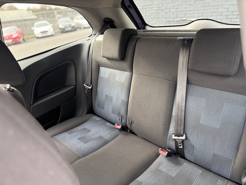 Ford Fiesta 1.25 Zetec Climate Hatchback 3dr Petrol Manual (142 g/km, 74 bhp) - U2379