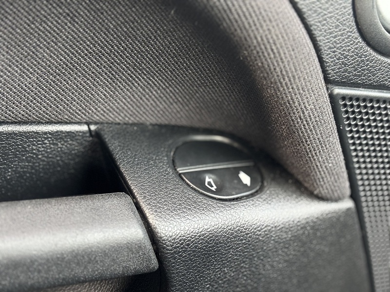 Ford Fiesta 1.25 Zetec Climate Hatchback 3dr Petrol Manual (142 g/km, 74 bhp) - U2379