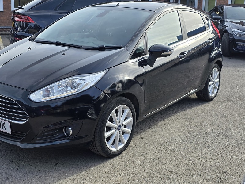 Ford Fiesta 1.0T EcoBoost Titanium Hatchback 5dr Petrol Powershift Euro 6 (100 ps) - U2381