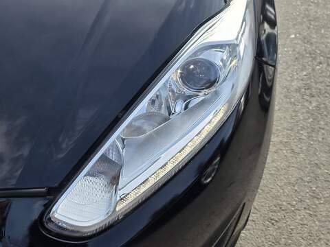 Ford Fiesta 1.0T EcoBoost Titanium Hatchback 5dr Petrol Powershift Euro 6 (100 ps) - U2381