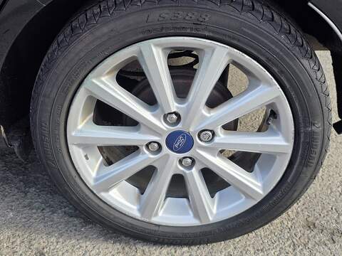 Ford Fiesta 1.0T EcoBoost Titanium Hatchback 5dr Petrol Powershift Euro 6 (100 ps) - U2381