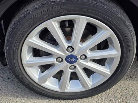 Ford Fiesta 1.0T EcoBoost Titanium Hatchback 5dr Petrol Powershift Euro 6 (100 ps) - U2381