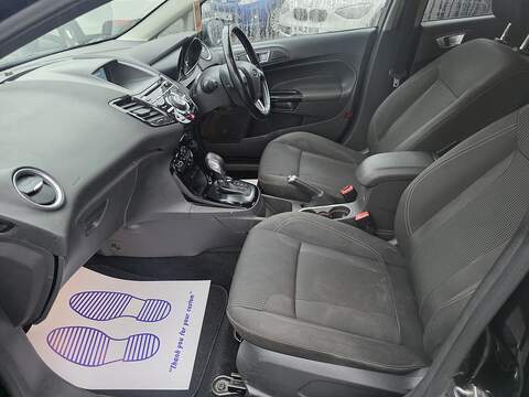 Ford Fiesta 1.0T EcoBoost Titanium Hatchback 5dr Petrol Powershift Euro 6 (100 ps) - U2381