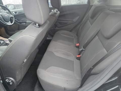 Ford Fiesta 1.0T EcoBoost Titanium Hatchback 5dr Petrol Powershift Euro 6 (100 ps) - U2381