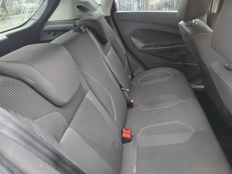 Ford Fiesta 1.0T EcoBoost Titanium Hatchback 5dr Petrol Powershift Euro 6 (100 ps) - U2381