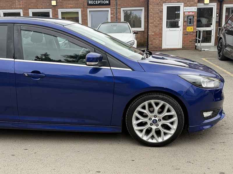 Ford Focus 1.0T EcoBoost Zetec S Hatchback 5dr Petrol Auto Euro 6 (s/s) (125 ps) - U2383