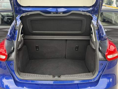 Ford Focus 1.0T EcoBoost Zetec S Hatchback 5dr Petrol Auto Euro 6 (s/s) (125 ps) - U2383