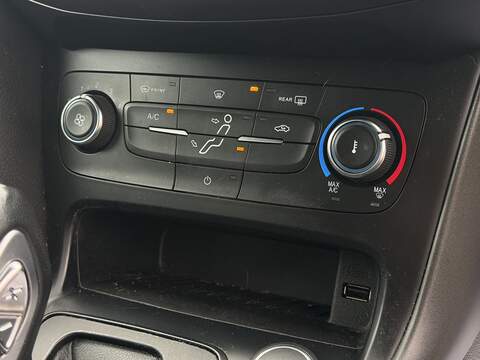 Ford Focus 1.0T EcoBoost Zetec S Hatchback 5dr Petrol Auto Euro 6 (s/s) (125 ps) - U2383