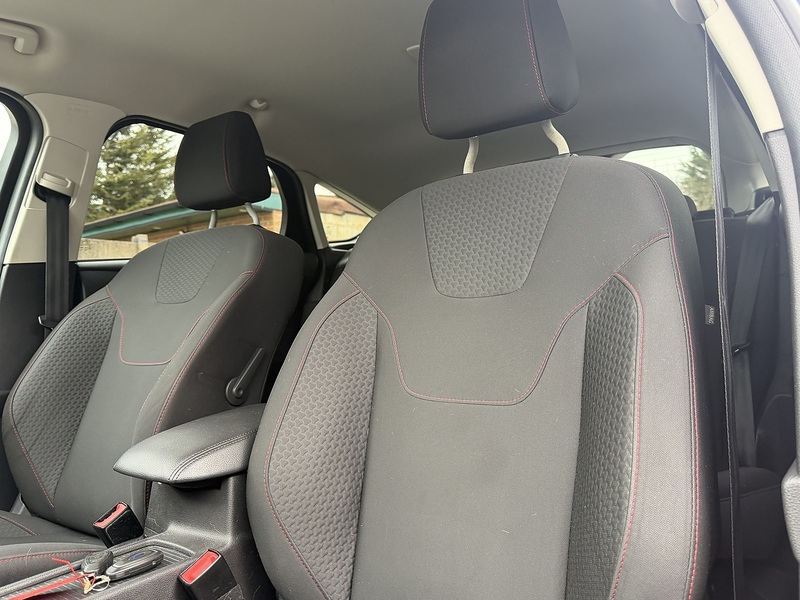 Ford Focus 1.0T EcoBoost Zetec S Hatchback 5dr Petrol Auto Euro 6 (s/s) (125 ps) - U2383