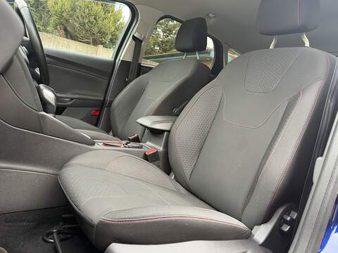 Ford Focus 1.0T EcoBoost Zetec S Hatchback 5dr Petrol Auto Euro 6 (s/s) (125 ps) - U2383