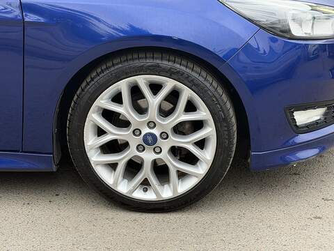 Ford Focus 1.0T EcoBoost Zetec S Hatchback 5dr Petrol Auto Euro 6 (s/s) (125 ps) - U2383