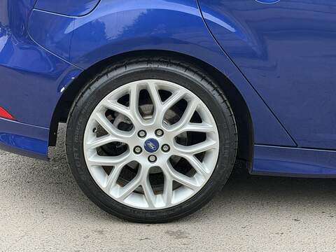 Ford Focus 1.0T EcoBoost Zetec S Hatchback 5dr Petrol Auto Euro 6 (s/s) (125 ps) - U2383