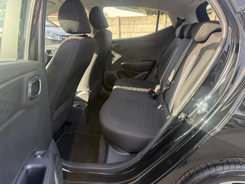 Hyundai i10 Advance - U2384