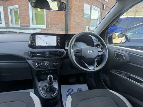 Hyundai i10 Advance - U2384