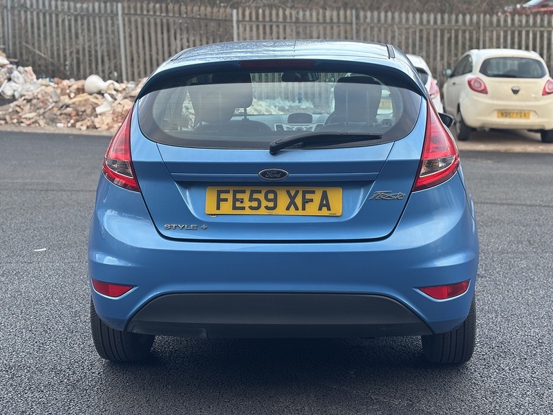 Ford Fiesta 1.25 Style + Hatchback 3dr Petrol Manual (133 g/km, 81 bhp) - U2385