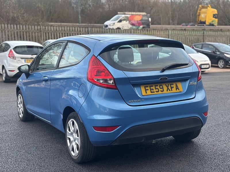 Ford Fiesta 1.25 Style + Hatchback 3dr Petrol Manual (133 g/km, 81 bhp) - U2385