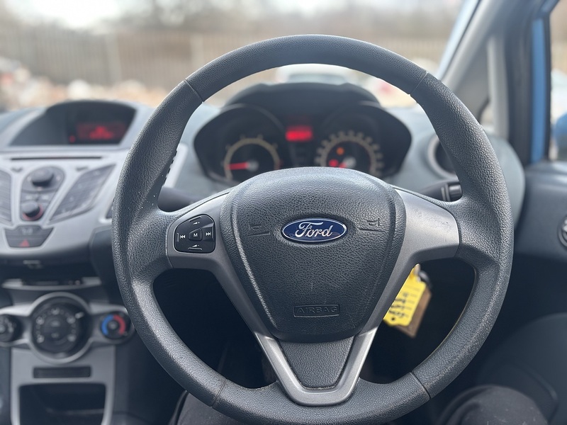 Ford Fiesta 1.25 Style + Hatchback 3dr Petrol Manual (133 g/km, 81 bhp) - U2385