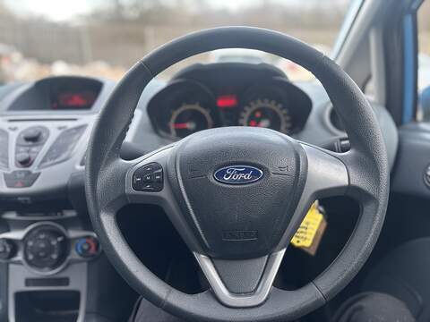Ford Fiesta 1.25 Style + Hatchback 3dr Petrol Manual (133 g/km, 81 bhp) - U2385