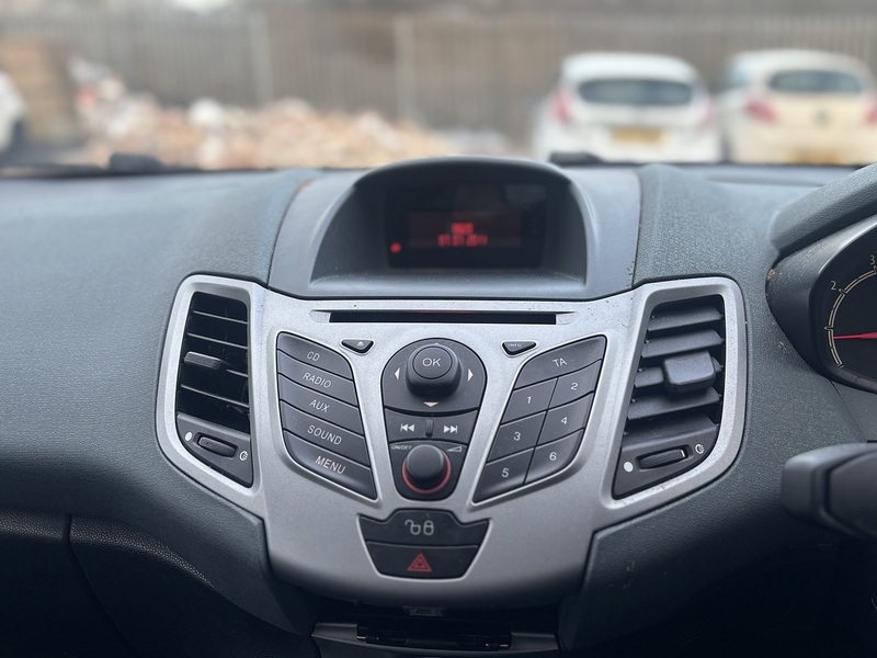 Ford Fiesta 1.25 Style + Hatchback 3dr Petrol Manual (133 g/km, 81 bhp) - U2385