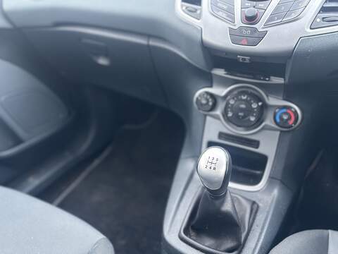 Ford Fiesta 1.25 Style + Hatchback 3dr Petrol Manual (133 g/km, 81 bhp) - U2385