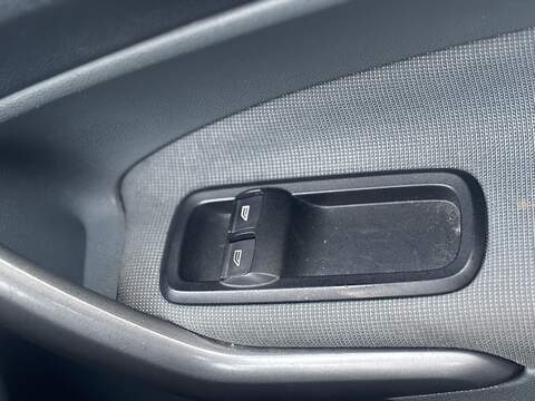 Ford Fiesta 1.25 Style + Hatchback 3dr Petrol Manual (133 g/km, 81 bhp) - U2385