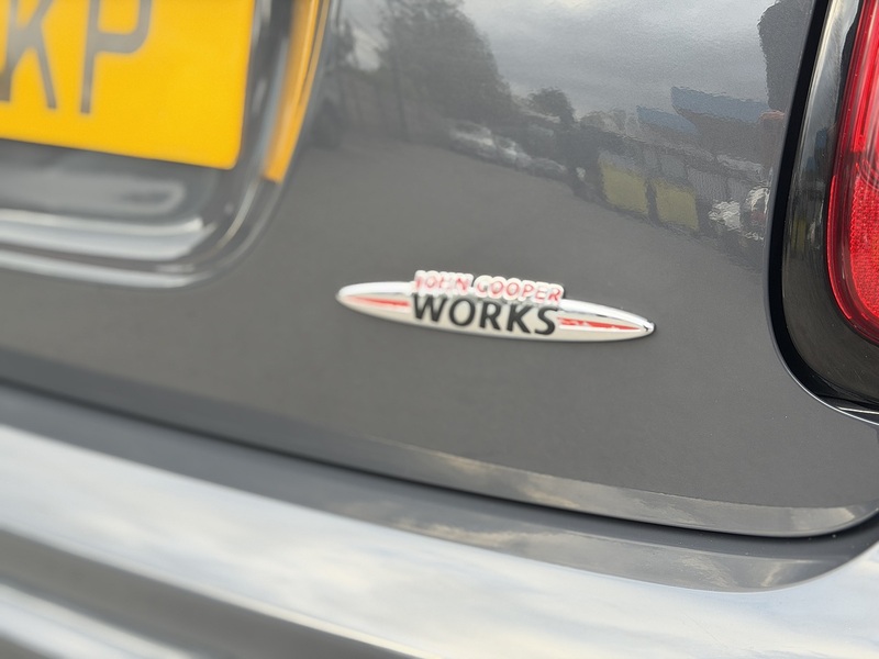 MINI Hatch 2.0 John Cooper Works Hatchback 3dr Petrol Steptronic Euro 6 (s/s) (231 ps) - U2386
