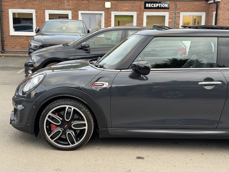 MINI Hatch 2.0 John Cooper Works Hatchback 3dr Petrol Steptronic Euro 6 (s/s) (231 ps) - U2386