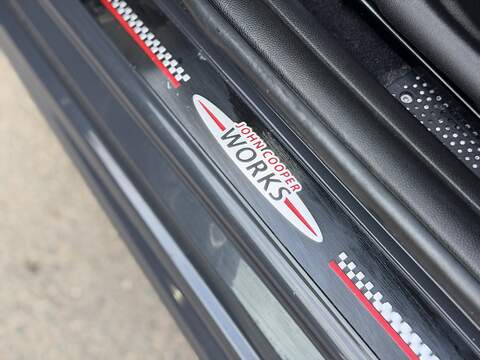 MINI Hatch 2.0 John Cooper Works Hatchback 3dr Petrol Steptronic Euro 6 (s/s) (231 ps) - U2386