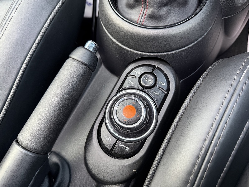 MINI Hatch 2.0 John Cooper Works Hatchback 3dr Petrol Steptronic Euro 6 (s/s) (231 ps) - U2386